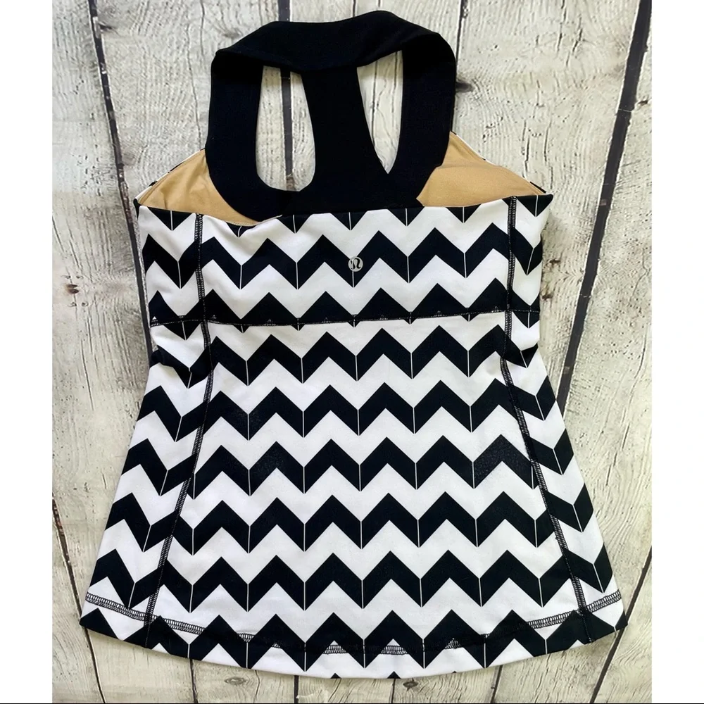 Lululemon Chevron Arrow Scoop Neck Tank